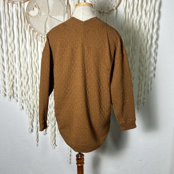 Lululemon Rippled V-Neck Pullover in Copper Brown size 4 - Picture 10 of 12